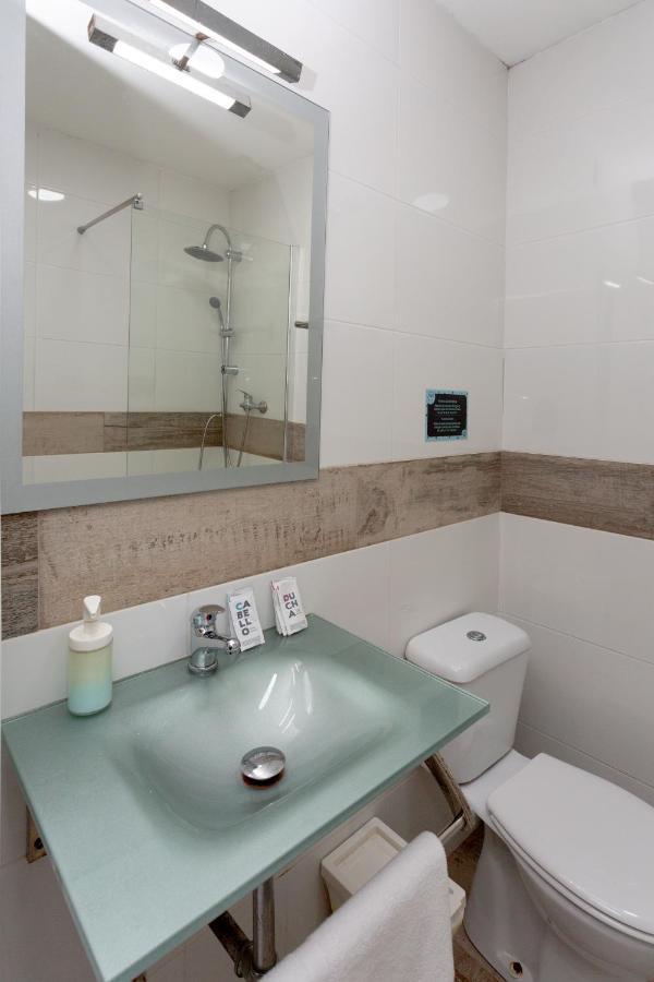 Ostello Easy Sants By Bossh! (Adults Only) Barcellona Esterno foto